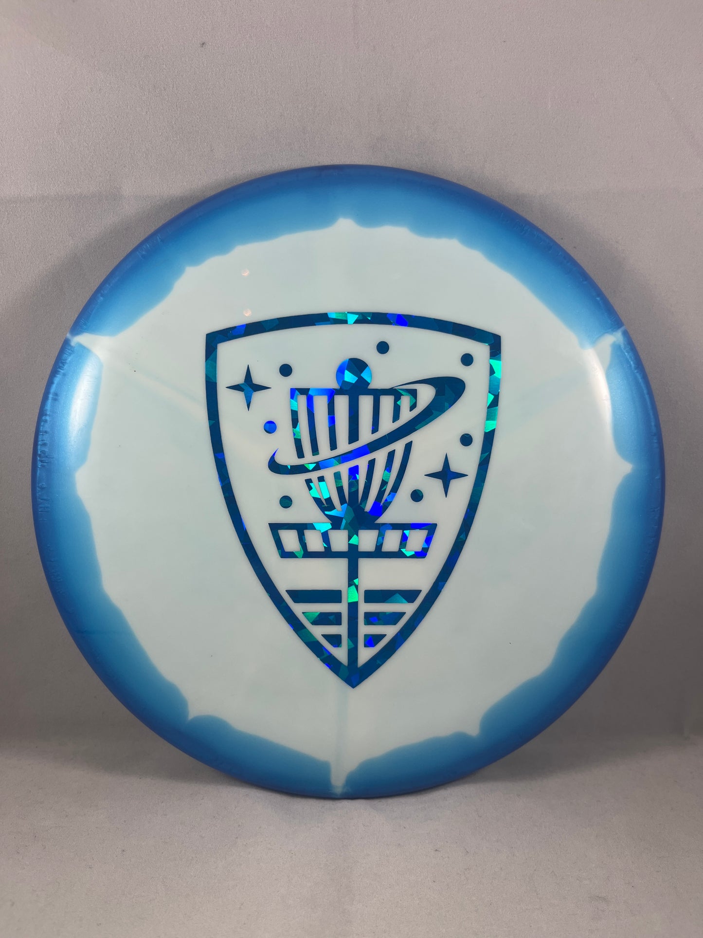 Cosmic Halo Star Aviar